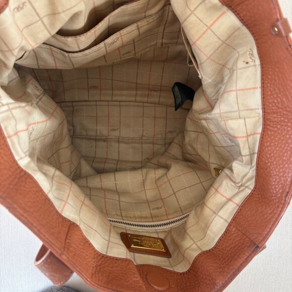 Ralph Lauren Logo Embossed Leather Tote - Picture 16 of 16